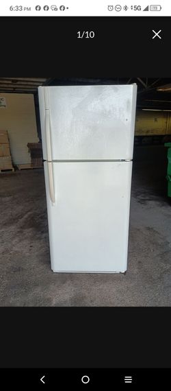 Very Clean off white refrigerator works Great Free delivery
