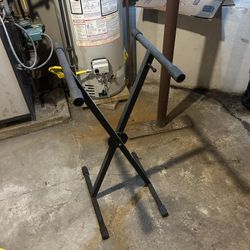 Piano Stand