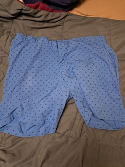 Mens Addidas golf shorts size 42