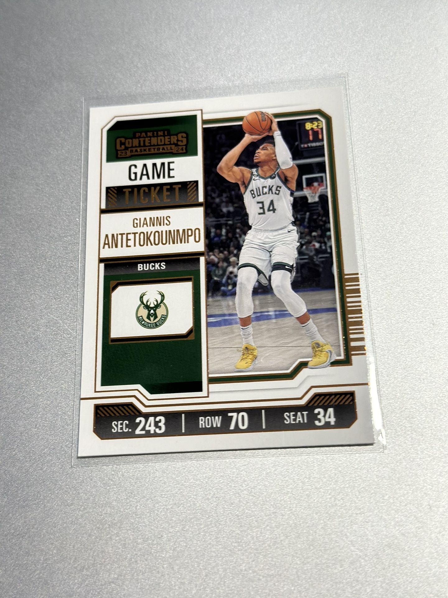 Giannis Antetokounmpo 341 2023-24 Panini Select Blue Prizm Mezzanine Level