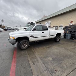 DODG 1998 264,555 Miles  DISEL