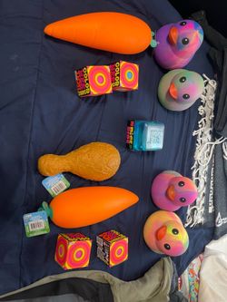 NeeDoh / Squeeezy / Squishy