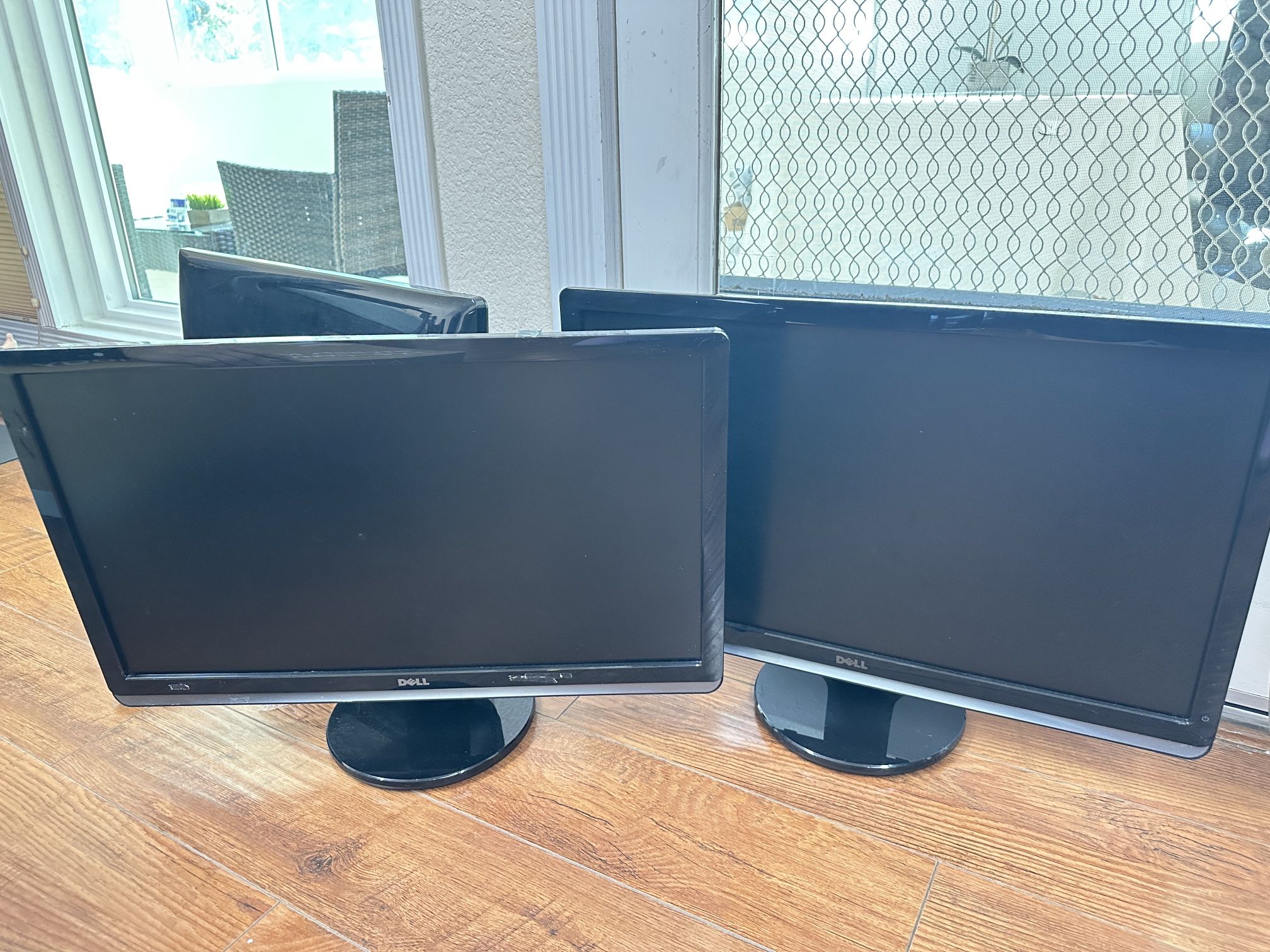 Dell 24 Inches Monitor