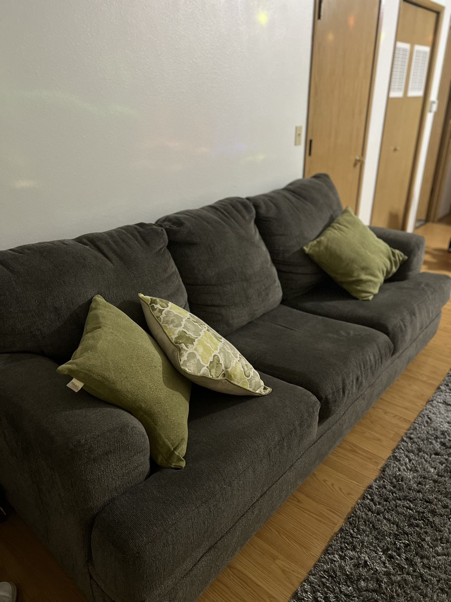 Convertible Queen Size Sleeper Sofa – Comfort & Style in One!