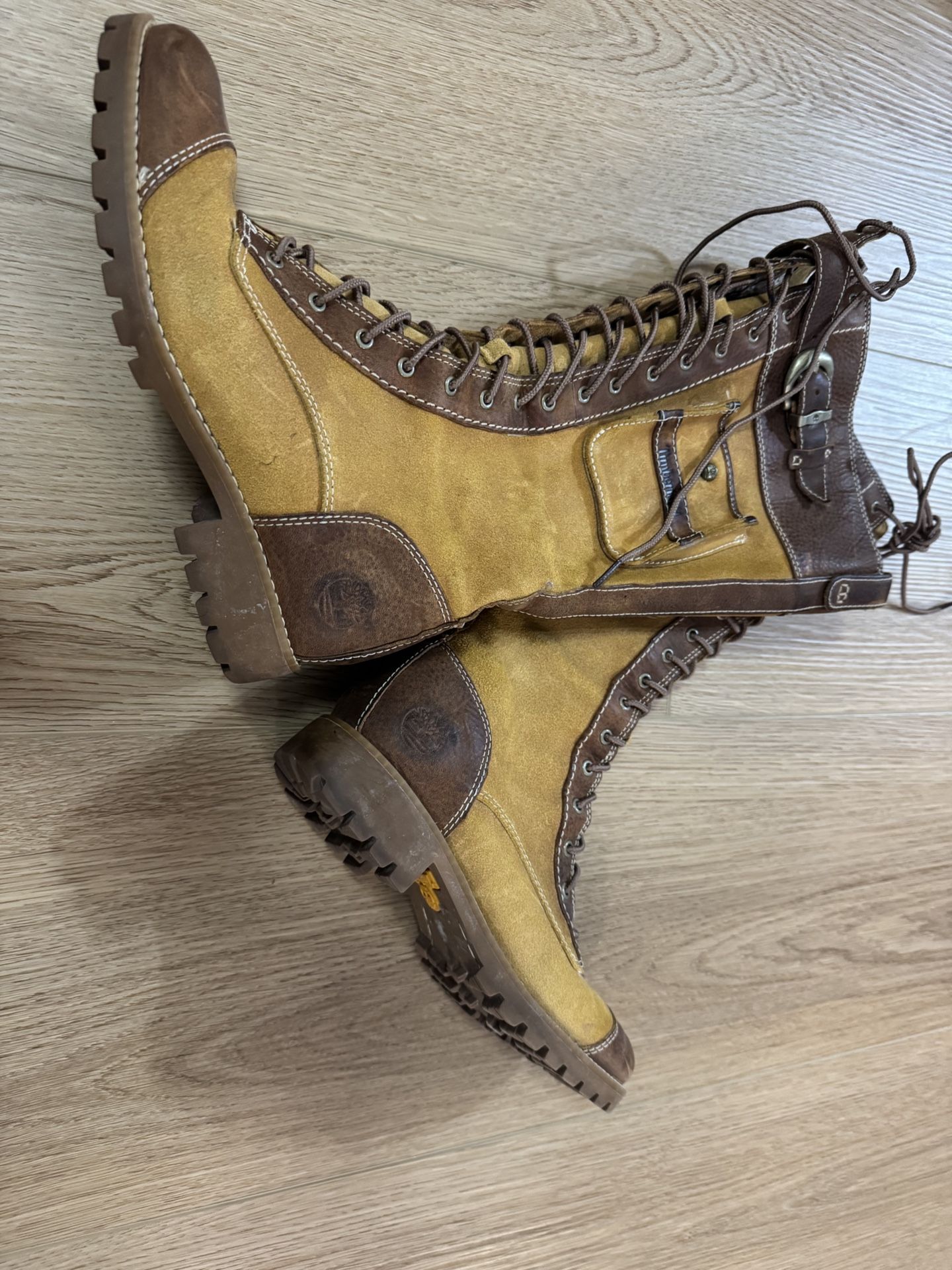 Woman’s Timberland earth keepers