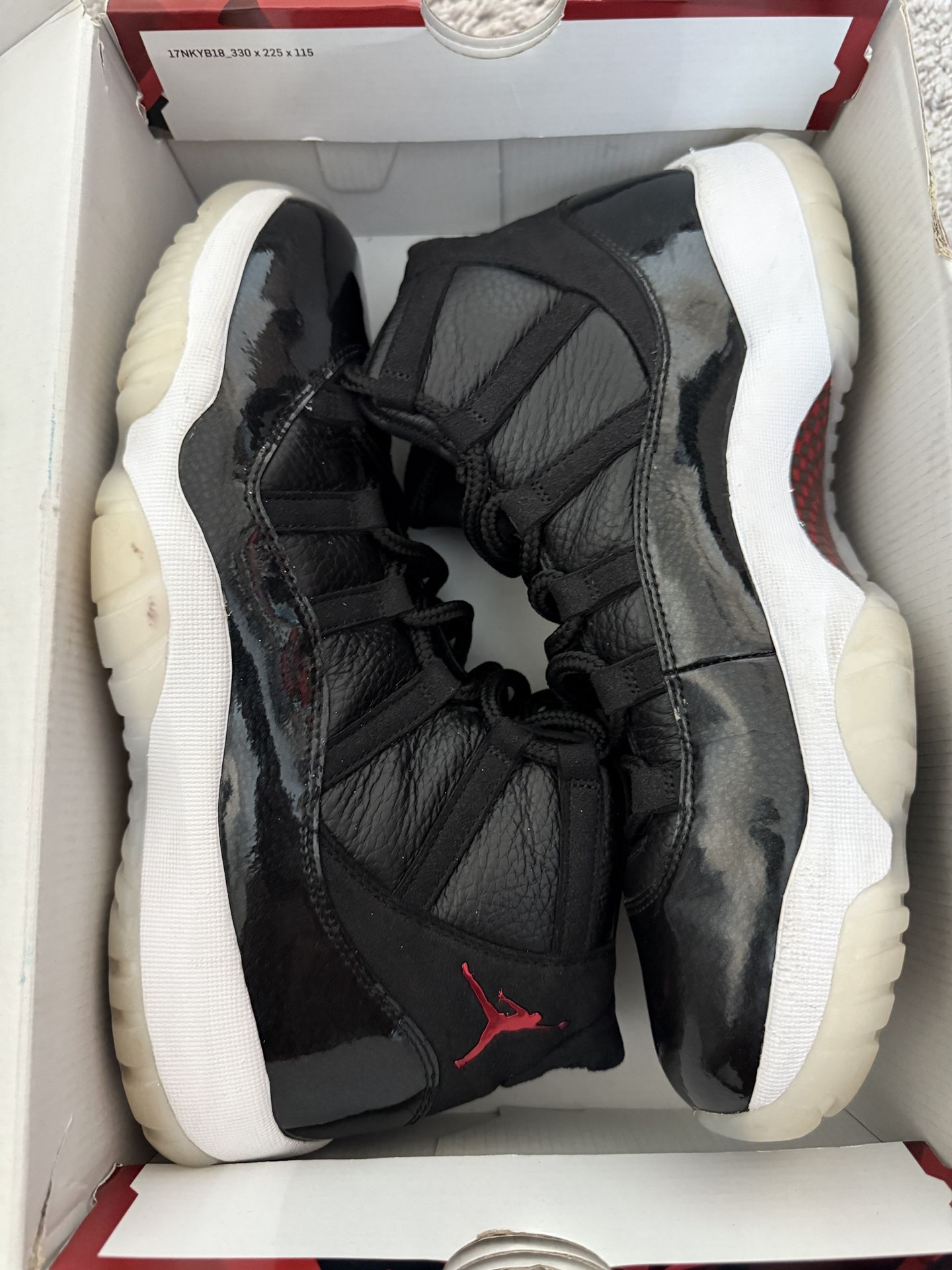 72-10 Jordan 11 Size 11
