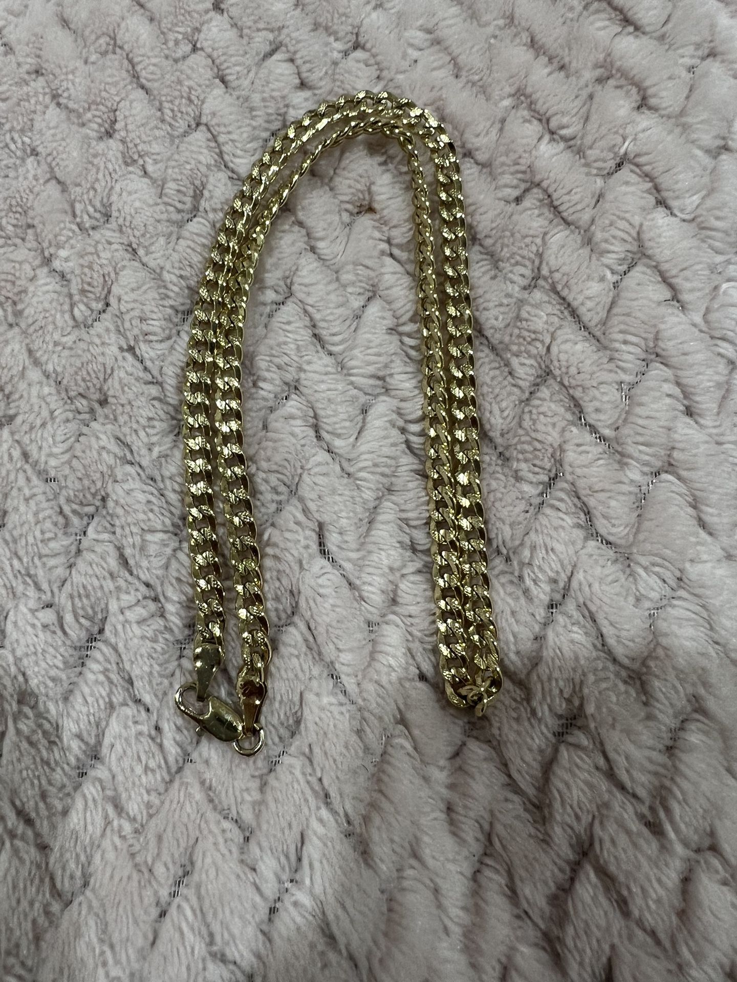 18in Cuban Link Plated Gold Chain