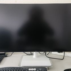 Dell 4K 120 Hz Monitor 32 Inch (Zero Scratches)