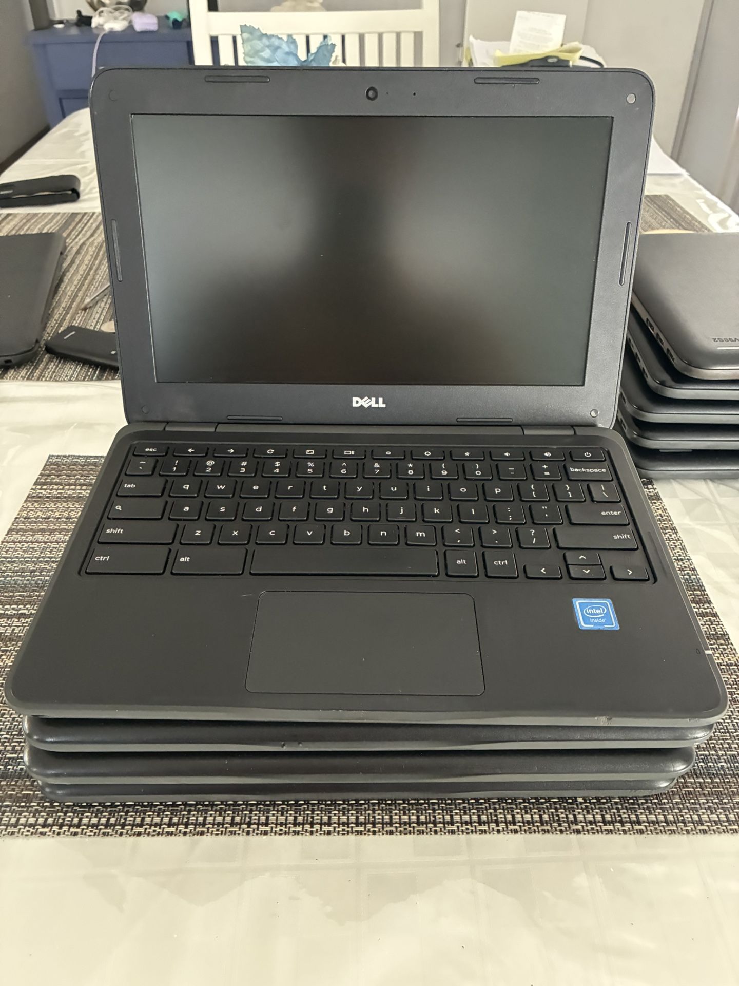 Lot Of 4 Dell Chromebook 3180