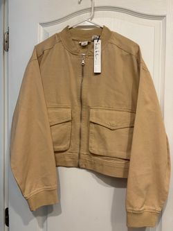 Nicole Miller Tan Bomber Jacket w/Front Pockets