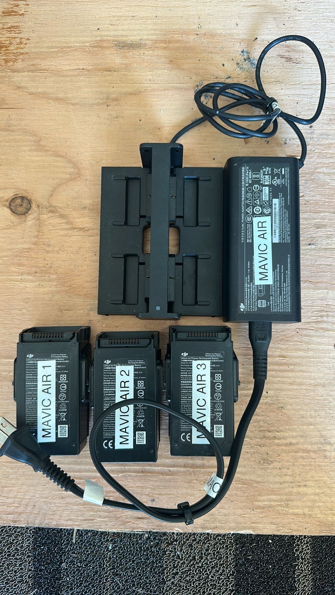 DJI Drone For Parts (NEW BATTERY 3) & 3 NEW CHARGES & NEW REMOTE!