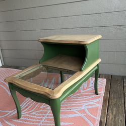 Beautiful two tiered end table