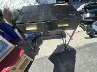 Corner desk