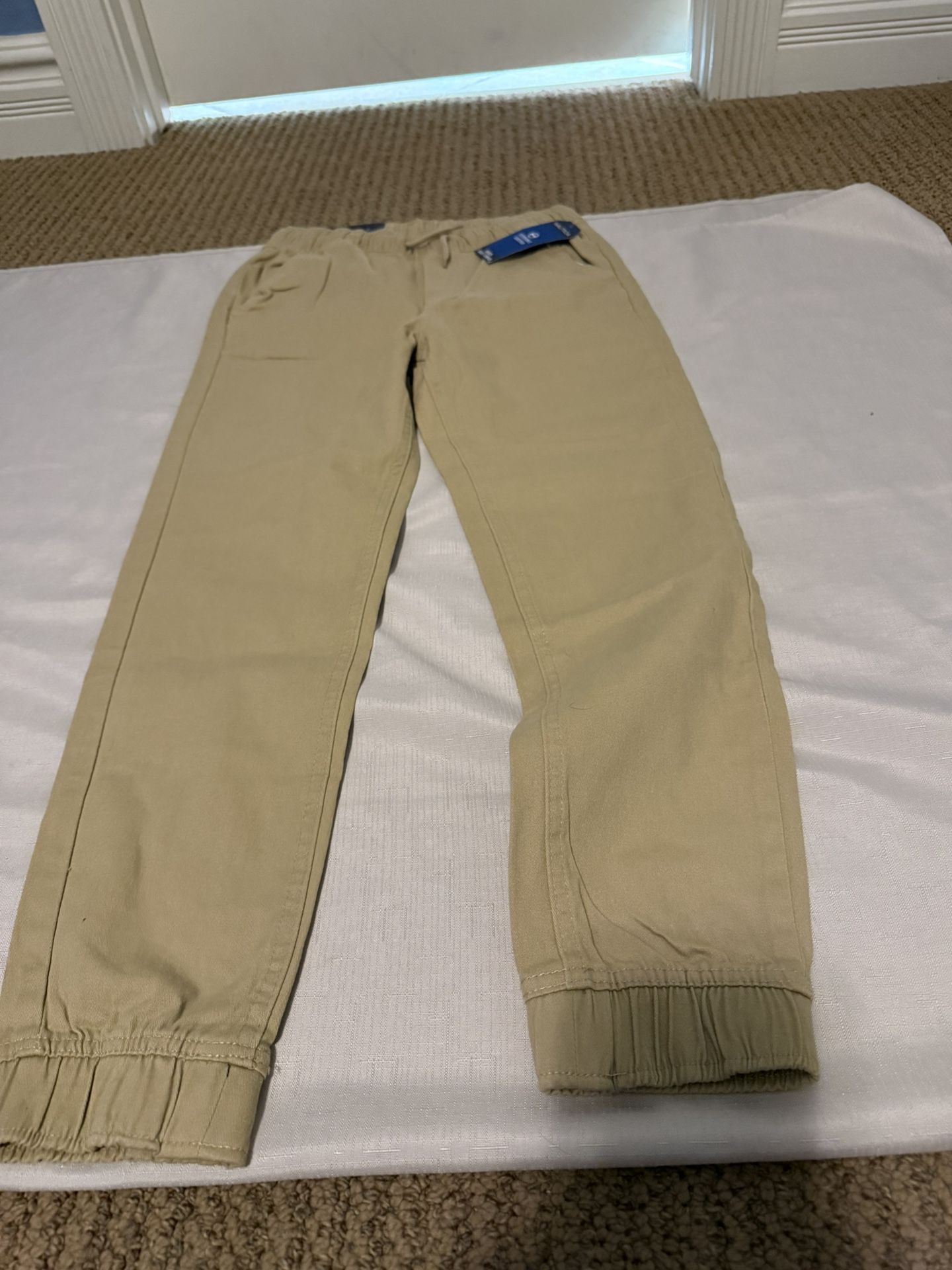 New Nautica Boys School Uniform Khaki Size 10-12 Medium Regular Jogger Style Tapered Pants