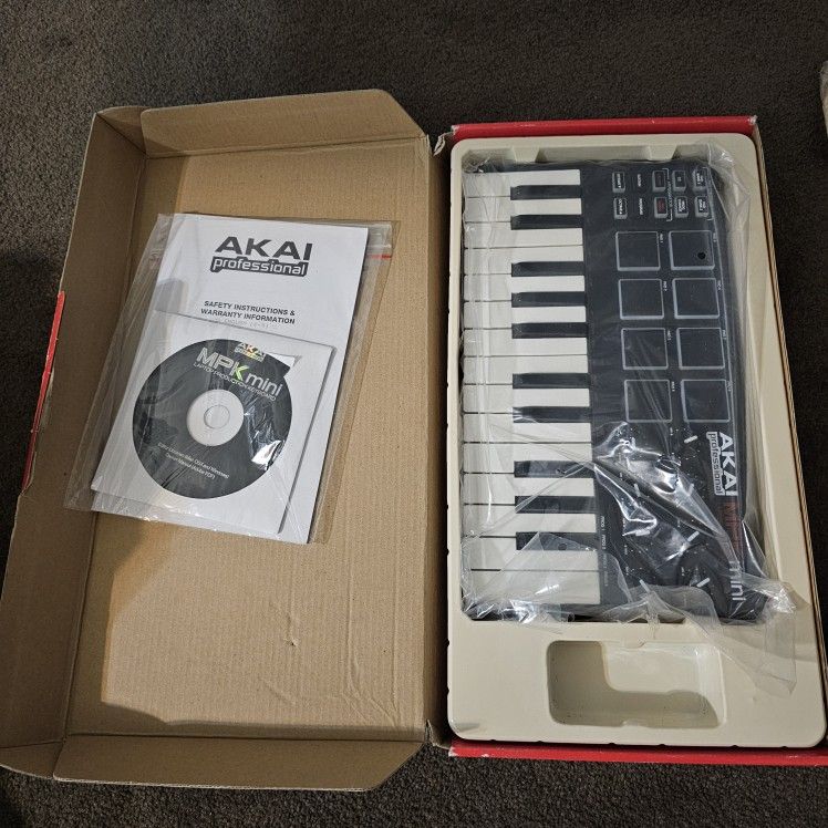 AKAI MPK Mini