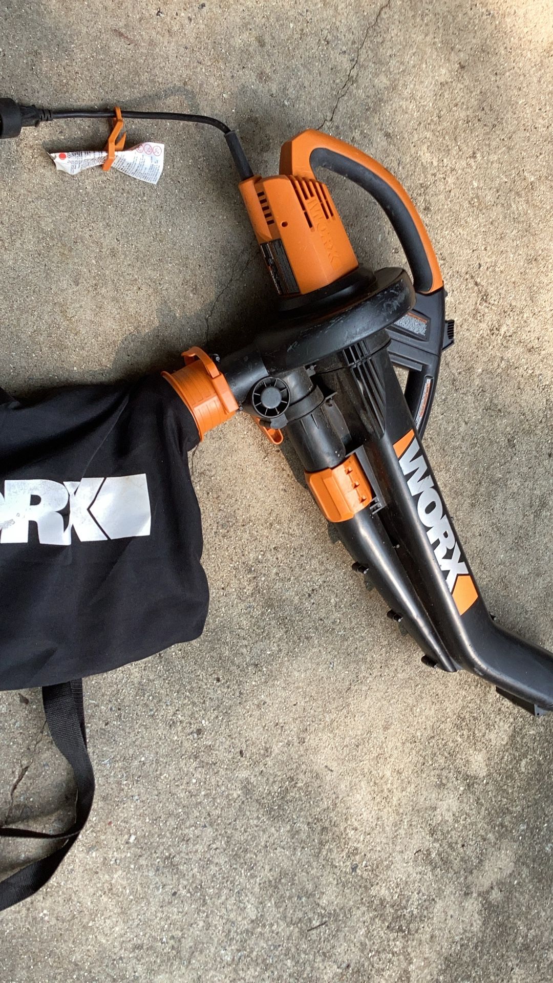 WORX Leaf Blower And Bagger