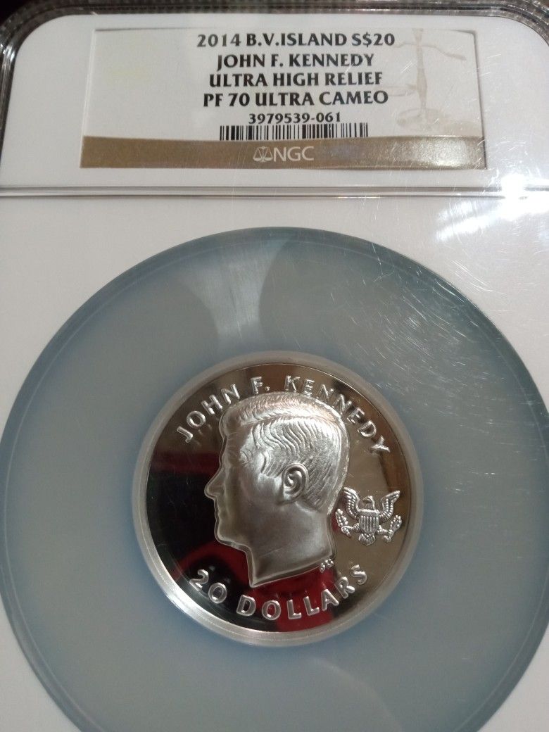 2014 B.V. Island Silver $20 John F. Kennedy Ultra High Relief PF 70 Ultra Cameo 