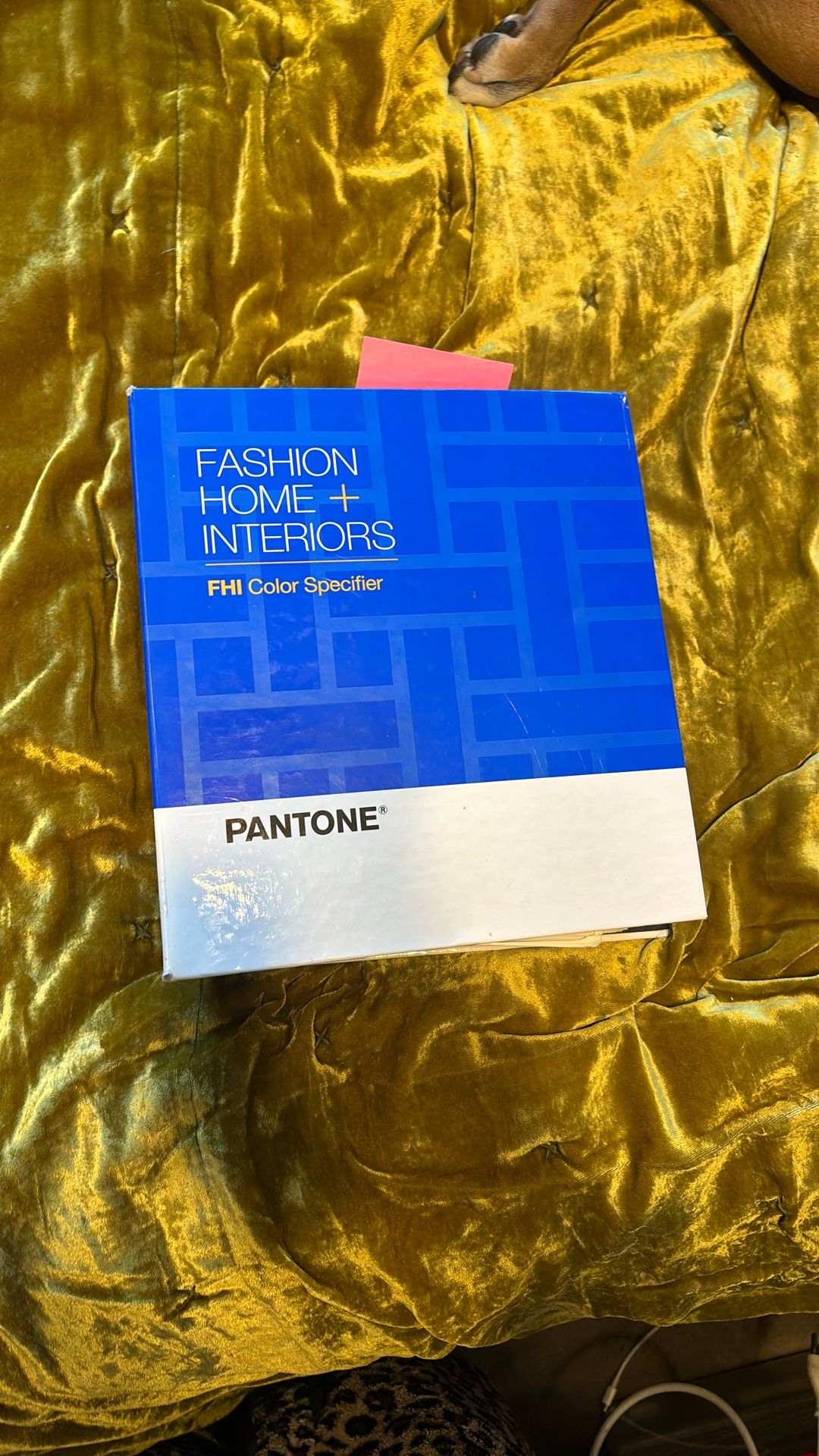 Pantone Fashion + Home interiors book