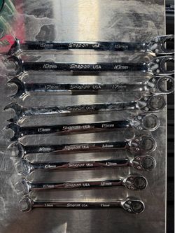 Snap on wrench set