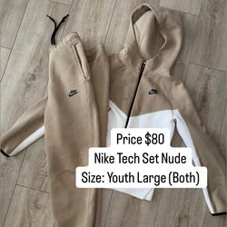 $80 | Size L | 🟤 Nike Tech Set – Nude