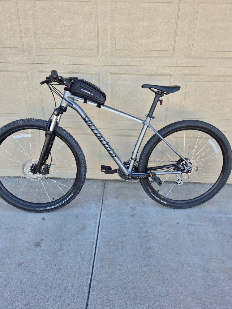 SPECIALIZED ROCKHOPPER MOUNTAIN BIKE, 29ER (LARGE FRAME)
