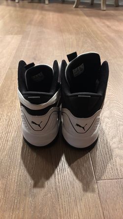 PUMA Kids Backcourt Mid Lace Up Sneakers Youth Size 5—Black and White