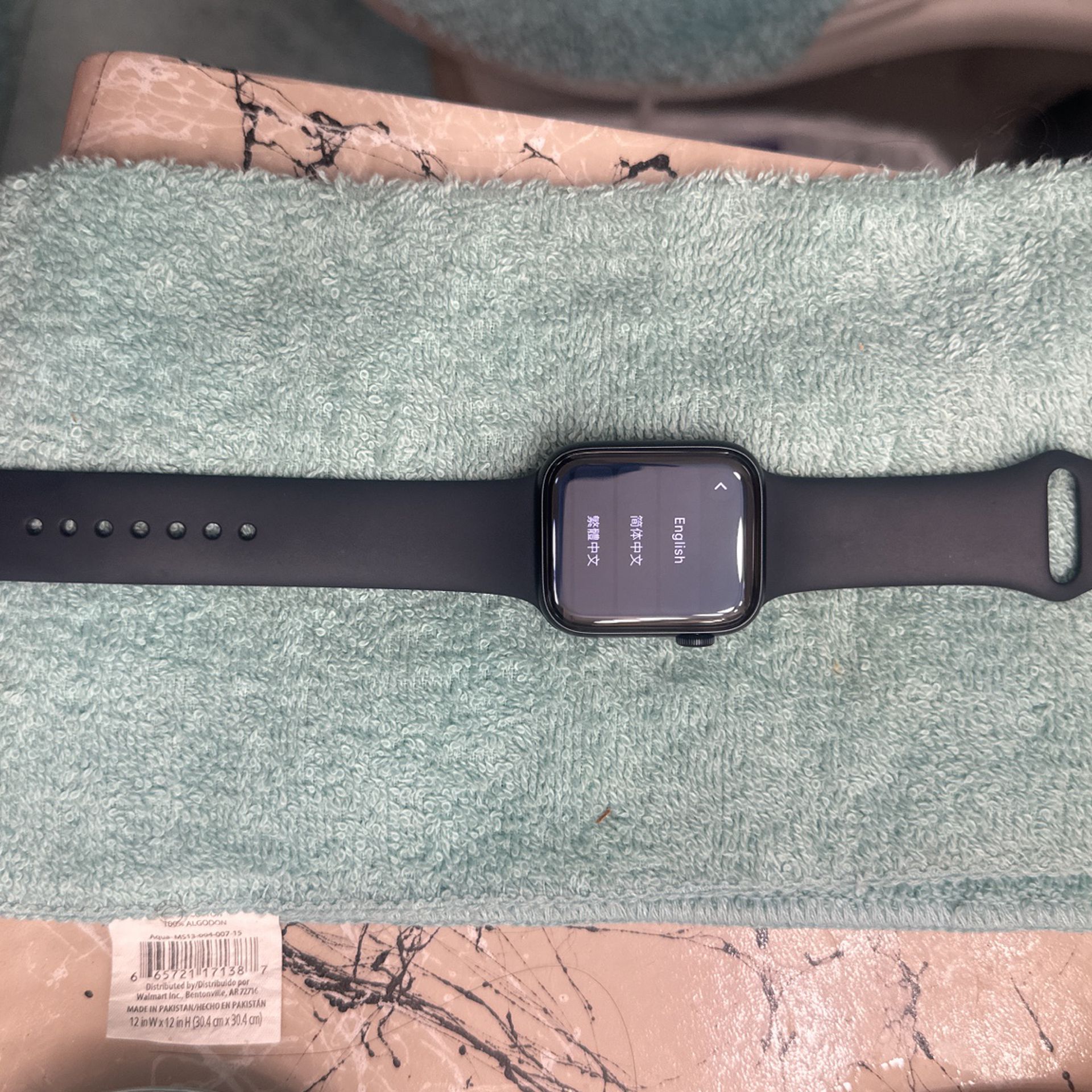 Apple Watch SE 44mm Aluminum Case GPS