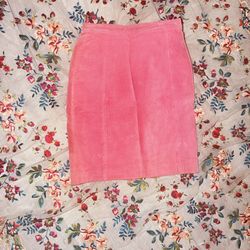 Suede pink pencil skirt