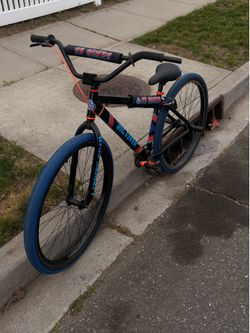 29” Big Flyer Knicks Themed