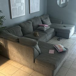Sectional Couch 