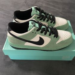 Nike SB “Sea Crystal” Size 9M