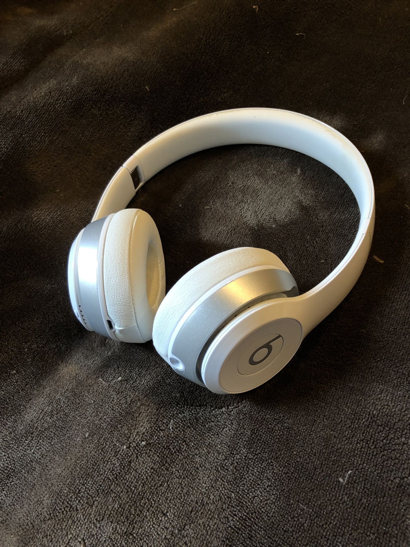 Wireless Beats Solo 2