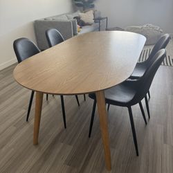 Bray Walnut Oval Solid wood Dining Table with Chairs
