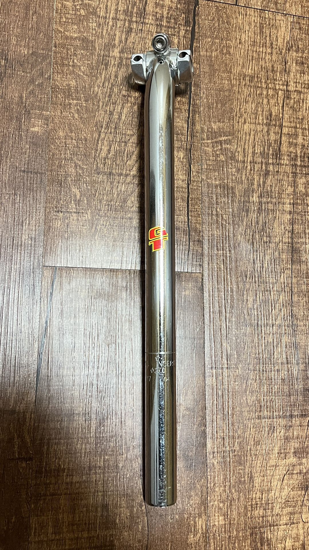 GT BOX SERIES SEAT POST 27MM