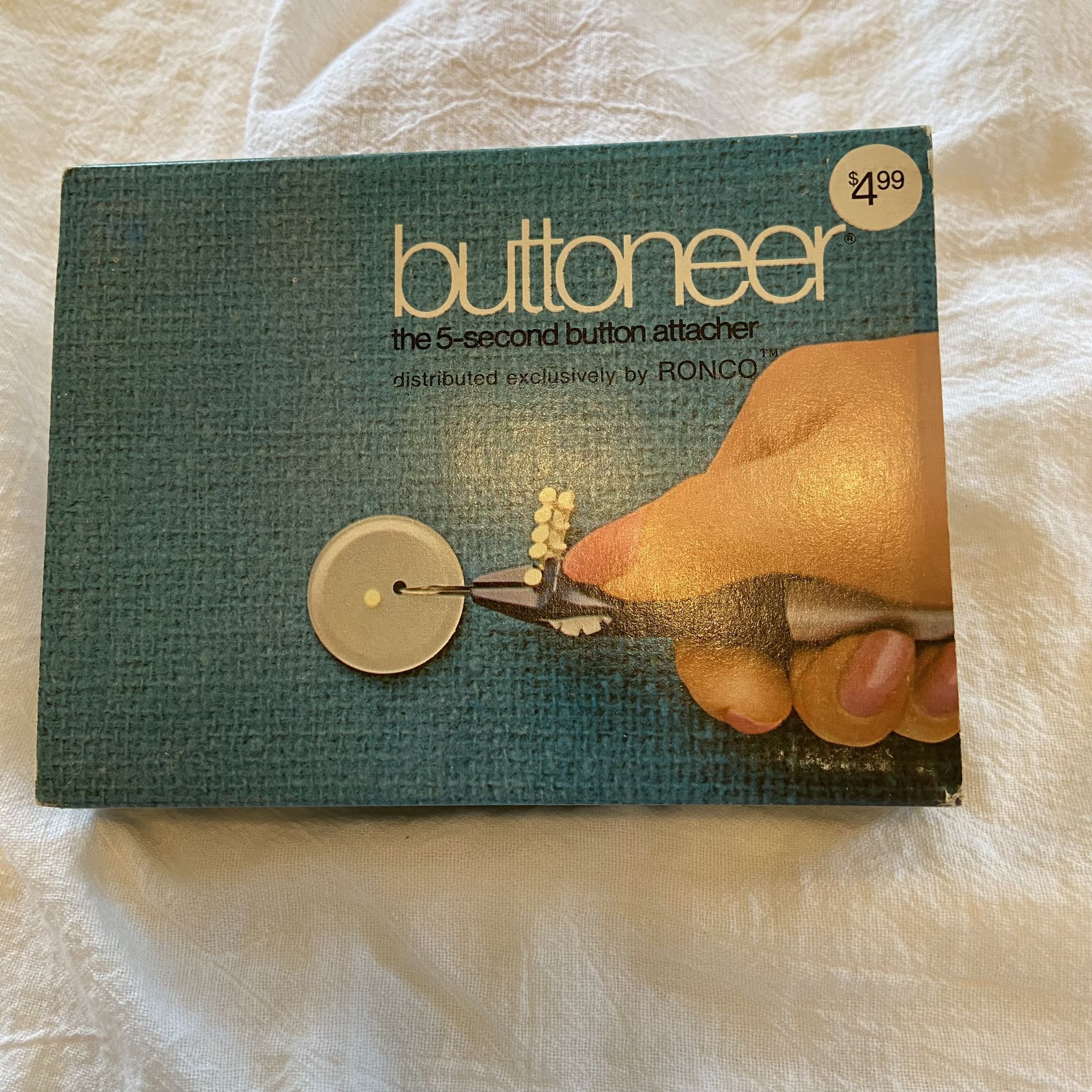 Vintage 1970s Dennison Buttoneer Kit for Sale in Helotes, TX OfferUp