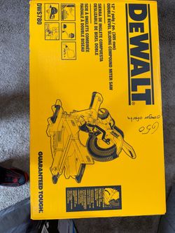 DeWalt DWS780 12-Inch Double Bevel Sliding Compound Miter Saw