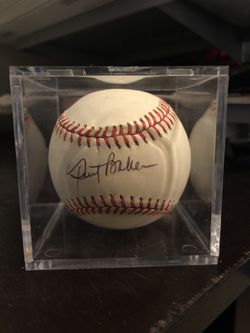 Dusty Baker Autographed Baseball