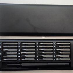 New and Never used a whole set of screw drivers