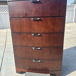 Dresser ( Najarian Furniture)