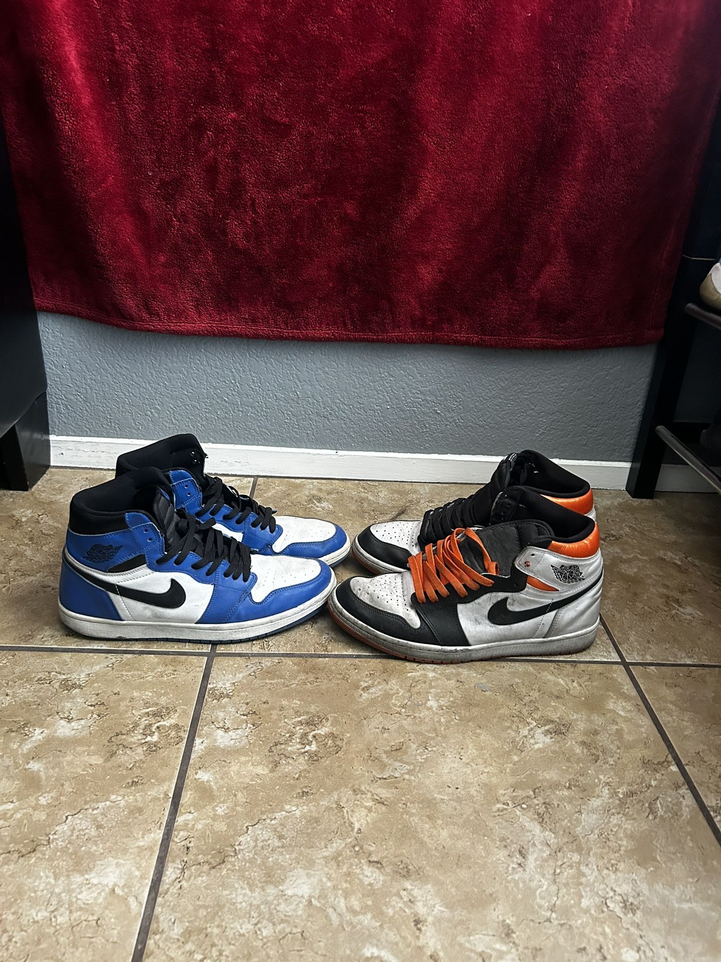 Jordan 1 ‘Electric Orange’ & ‘Game Royal’ Men’s 10.5