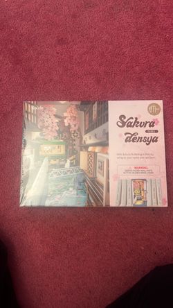 Brand New Sealed Rolife Sakura Densya 3D Wooden Book Nook Kit (TGB01)