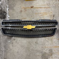 Chevy Suburban Factory Grill (07 To 14) 