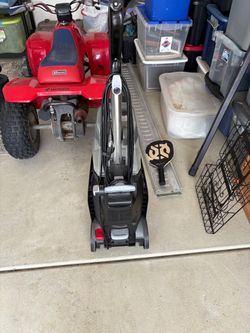 Carpet cleaner