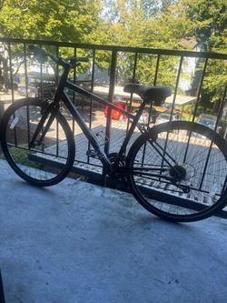 Cannondale Quick 6 Road Bike