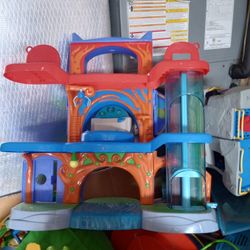 PJ Masks Tower With Car Slide