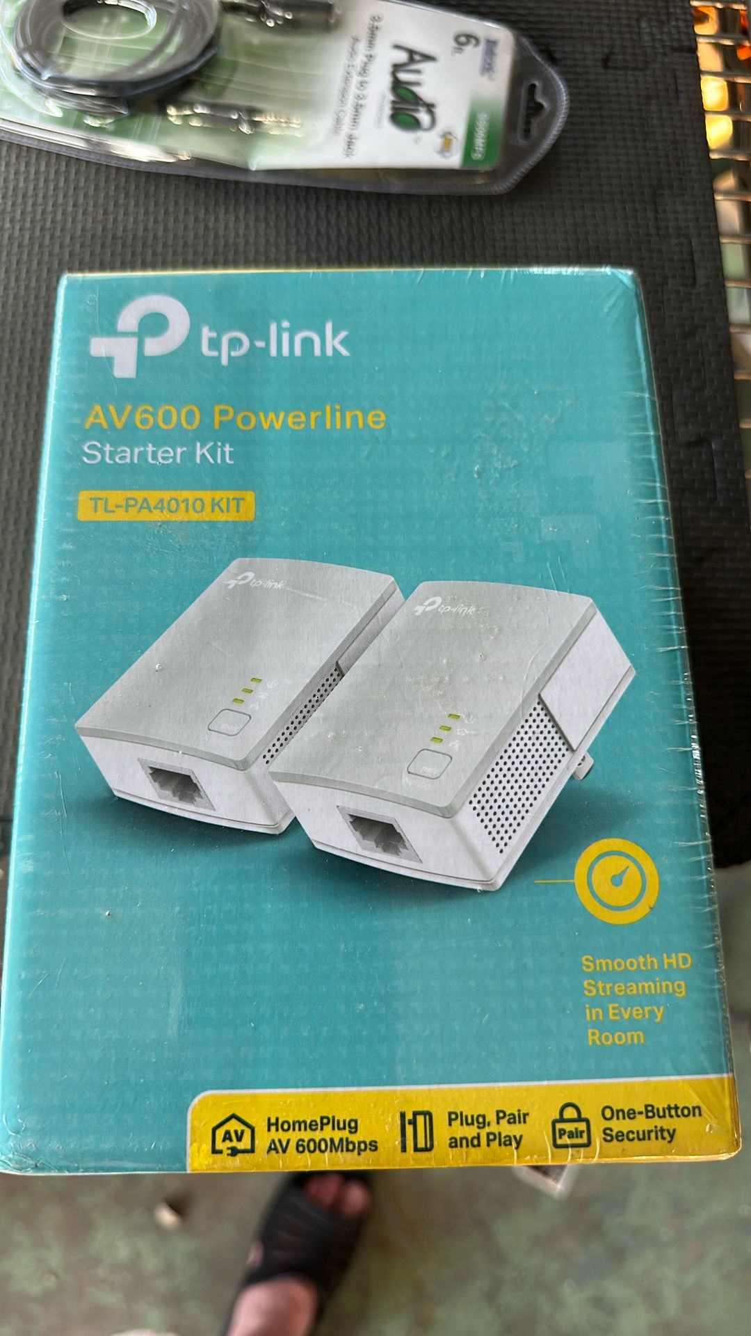 NEW Sealed. P-Link AV600 Powerline Starters PKit TL-PA4010 KIT Ethernet Adapter New Sealed