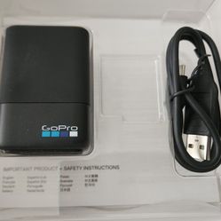 GoPro Dual Battery Charger + Battery