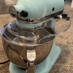 KitchenAid Artisan 5 Quart Tilt-head Stand Mixer