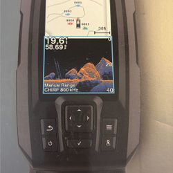 Garmin Fish Finder (Striker Vivid 4cv + Transducer)