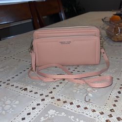 Women's Small Crossbody Pink Clutch Wallet  Purse Good 👍🏻 